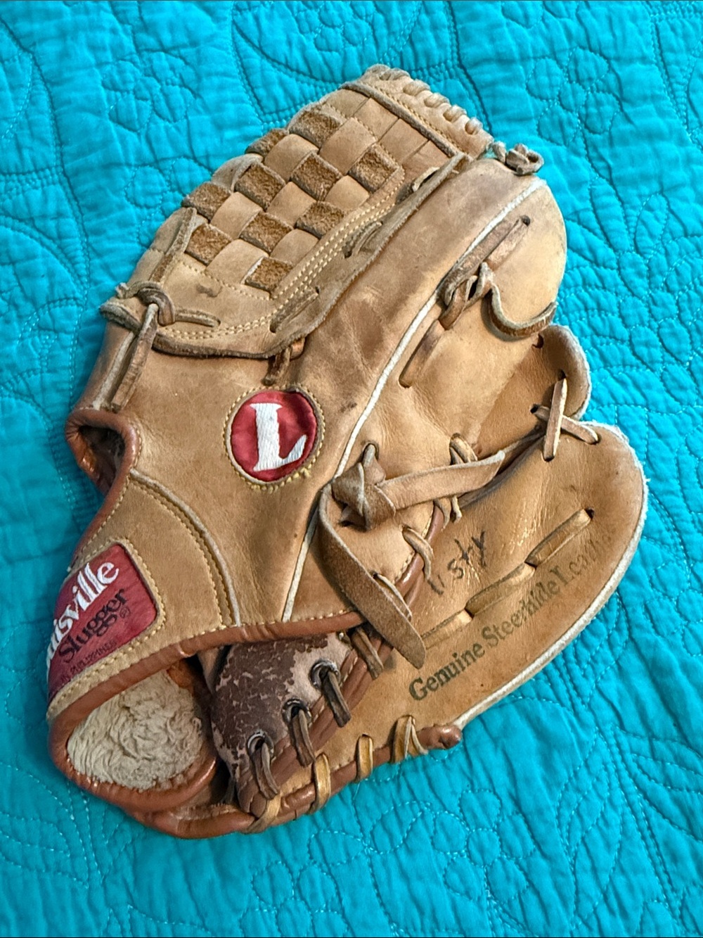 Vintage Louisville Slugger Brown Leather Baseball Glove